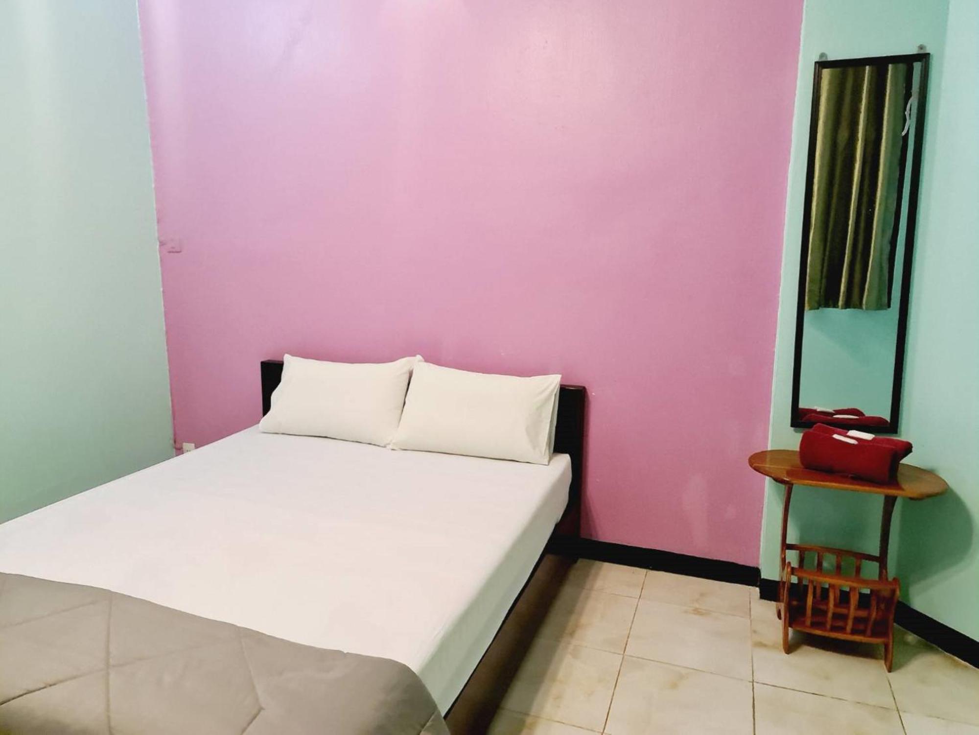 Royal Land Mae Klong Hotel Samut Songkhram Exterior photo